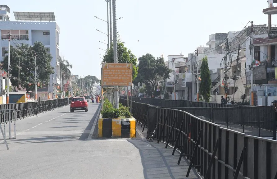 Bareilly News: प्रधानमंत्री के रोड शो के लिए पांच जोन में बांटा गया शहर, रूट और छतों पर भी लगाए जाएंगे सीसीटीवी