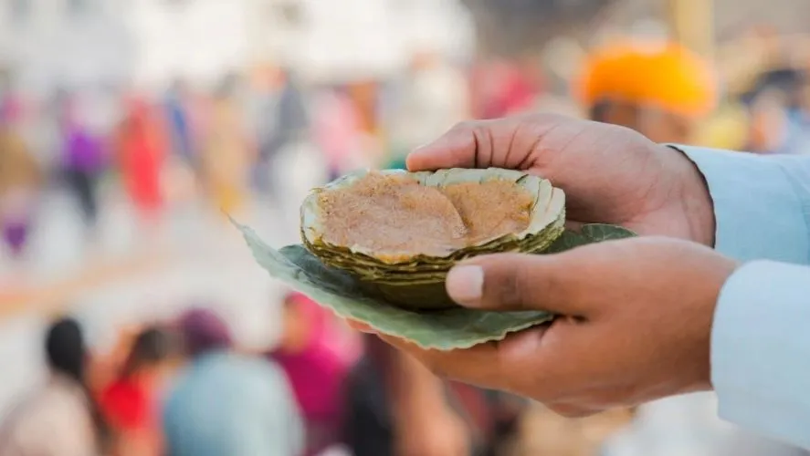 छत्तीसगढ़: प्रसाद खाने से 100 से अधिक लोगों की बिगड़ी तबीयत, अस्पताल में भर्ती 