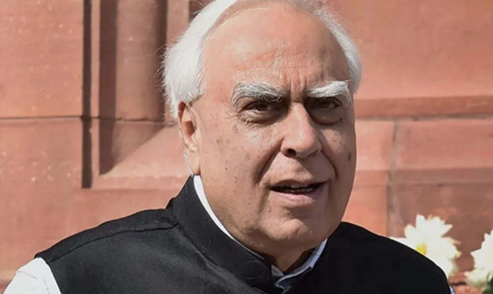 कपिल सिब्बल बने सुप्रीम कोर्ट बार एसोसिएशन के अध्यक्ष, 1066 मिले वोट