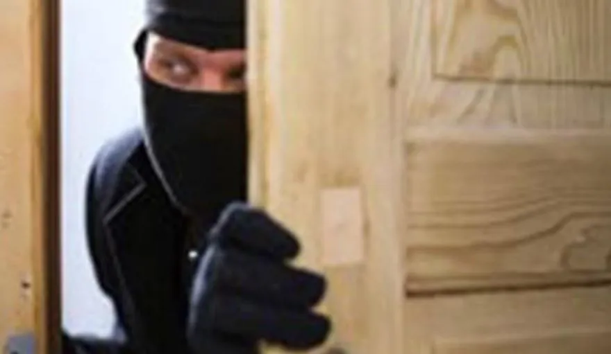 लखीमपुर-खीरी: वाहन चोर गिरोह ने शख्स को बनाया निशाना, ई-रिक्शा पर हाथ किया साफ