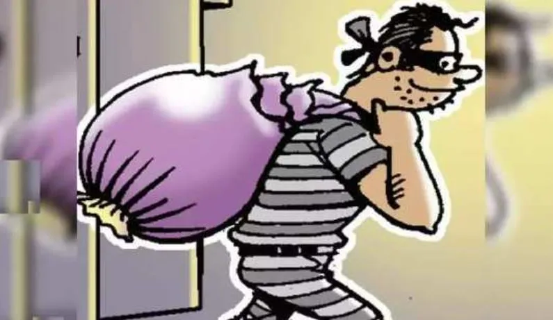 लखीमपुर खीरी: शाखा प्रबंधक की मेज पर रखा रुपए से भरा बैग चोरी, मचा हड़कंप