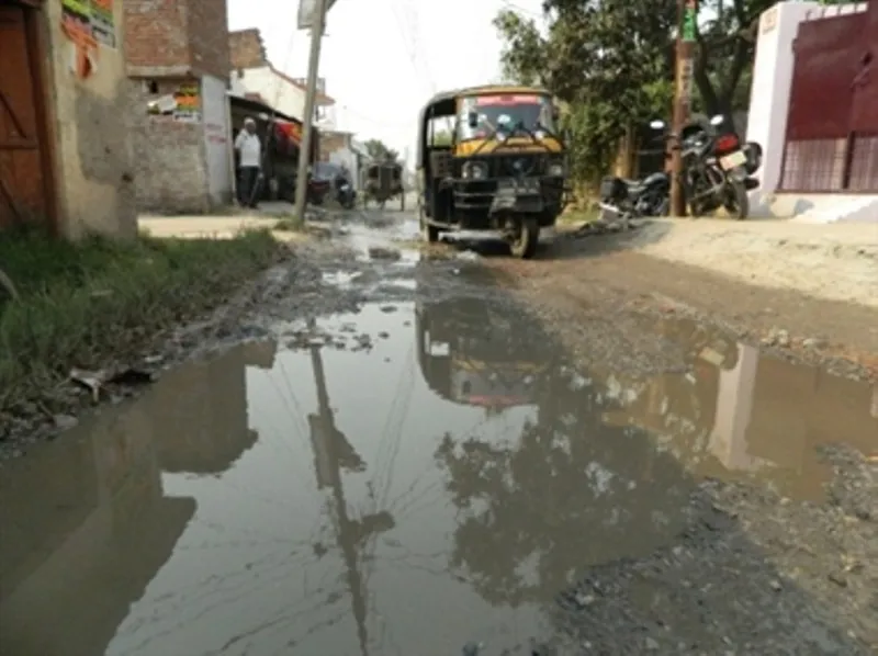 बाजपुर: दो वर्ष बाद भी अंडरपास से पानी निकासी की नहीं हुई व्यवस्था