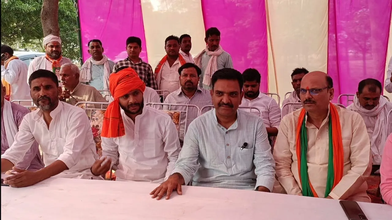 समाजवादी पार्टी और कांग्रेस ने संविधान को कमजोर करने किया काम :असीम अरुण 