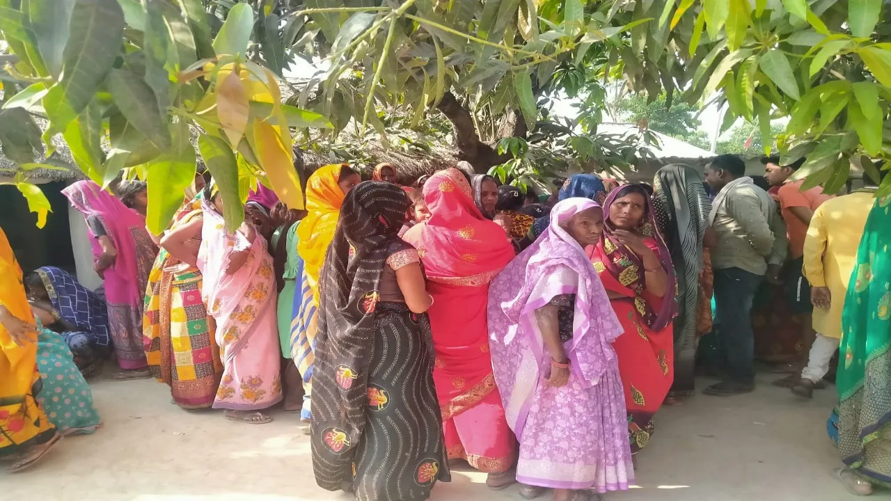 बहराइच: विवाहिता की दहेज के लिए हत्या का आरोप, जांच में जुटी पुलिस 