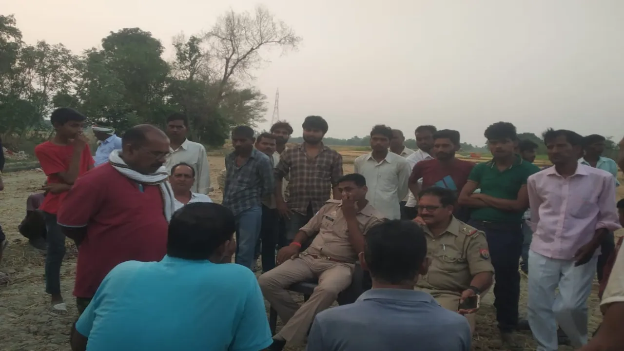 अमेठी: संविदा लाइनमैन की मौत, परिजनों ने मांगे न मानने पर किया दाह संस्कार से इनकार
