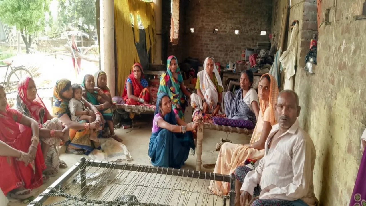 महाराष्ट्र में हुए सड़क हादसे में बलरामपुर के दो मजदूरों की मौत