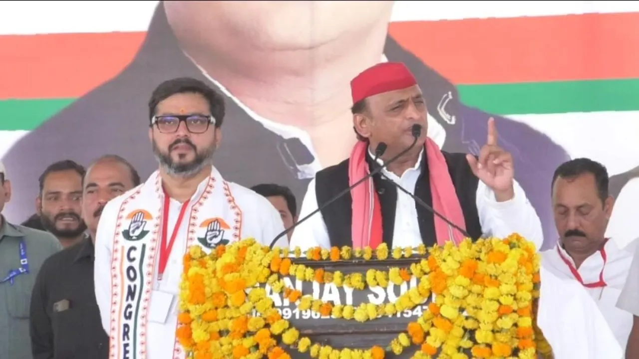 Barabanki Loksabha: बाराबंकी में बोले अखिलेश- 2024 संविधान मंथन का चुनाव, झूठी गारंटी देने वालों की जनता बजा देगी घंटी