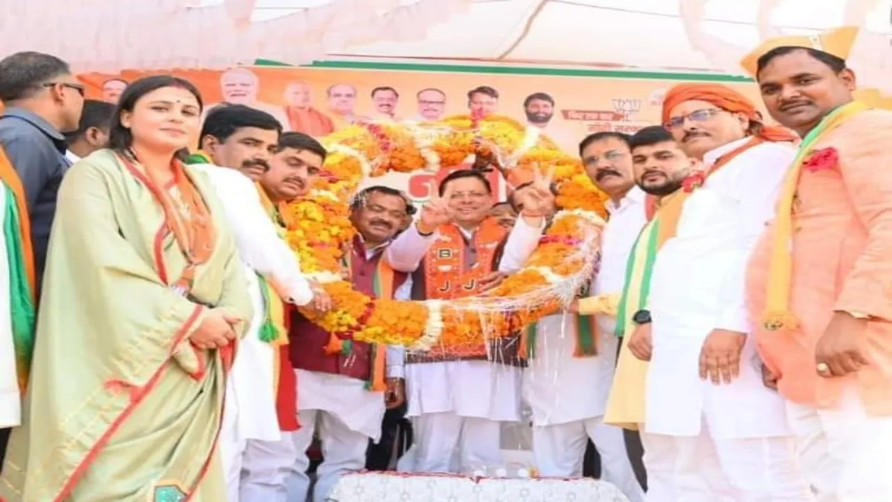 आपको तय करना है समान नागरिकता का देश चाहिए या शरीयत कानून :CM धामी