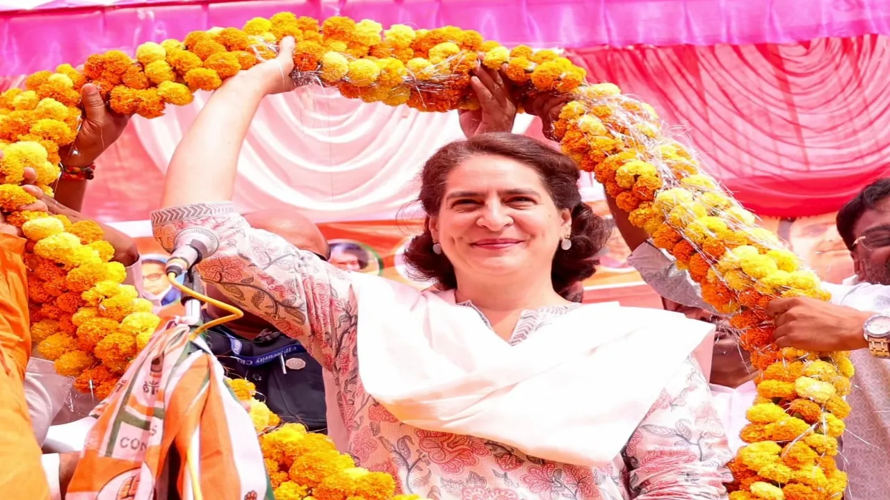 प्रियंका गांधी का करारा हमला, प्रधानमंत्री को बताया कायर, कहा-लोकतंत्र में जनता सर्वोपरि  