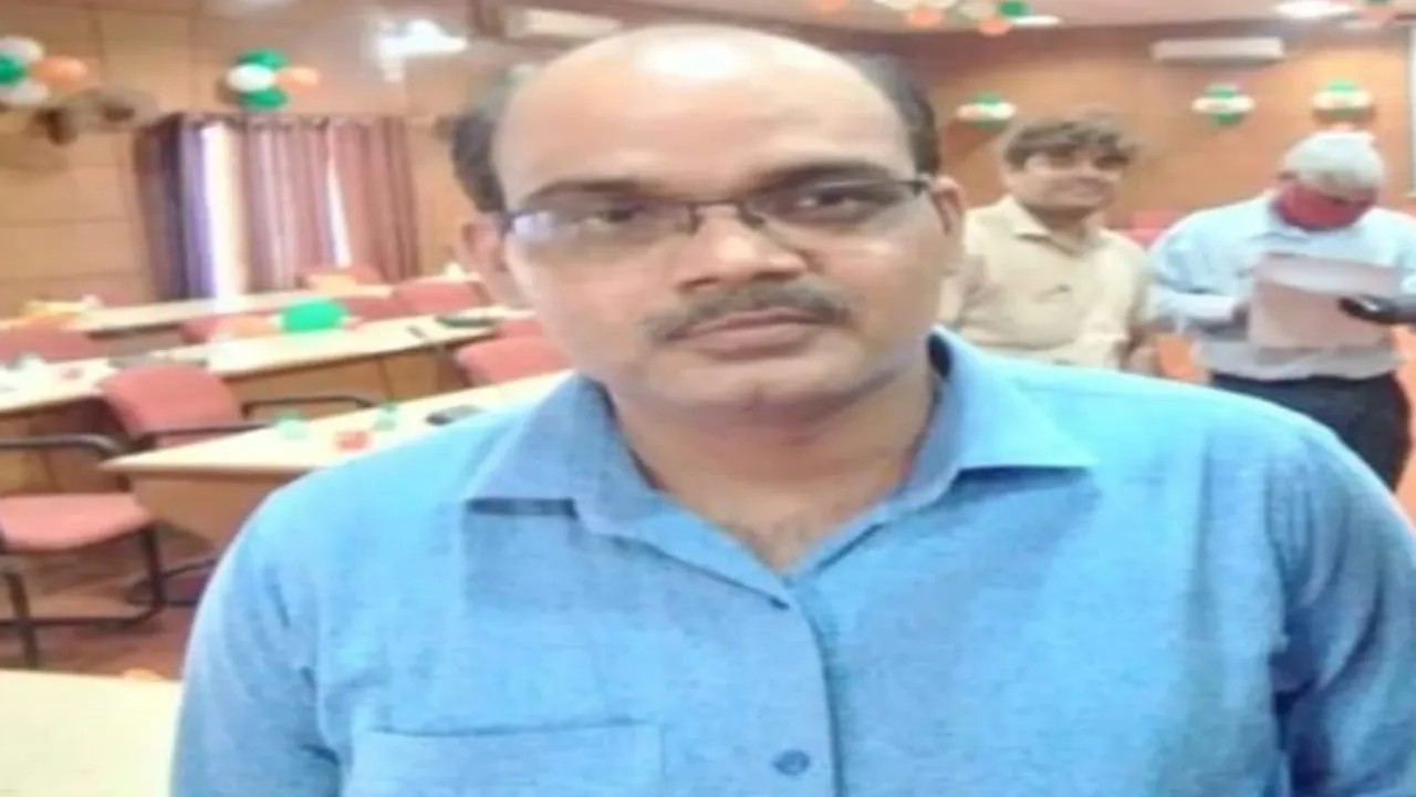 गोंडा: अवमानना में फंसे जिला विद्यालय निरीक्षक, हाईकोर्ट ने लगाया 50 हजार का जुर्माना 