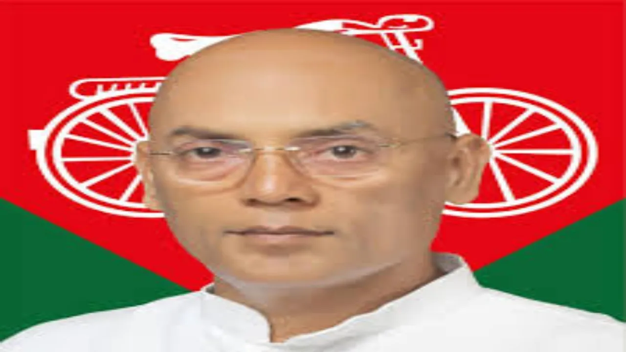 सपा को पूर्वांचल में लगा झटका, पूर्व विधायक बाबा दुबे ने छोड़ी पार्टी-प्रदीप सिंह BJP में शामिल  