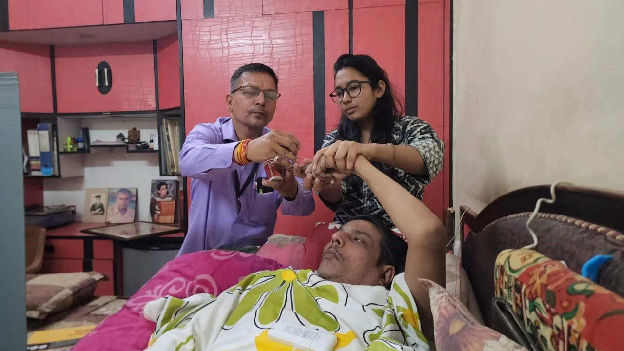 बाराबंकी: लोकतंत्र के पर्व का दिखा उत्साह, लोगों ने घर से डाला वोट