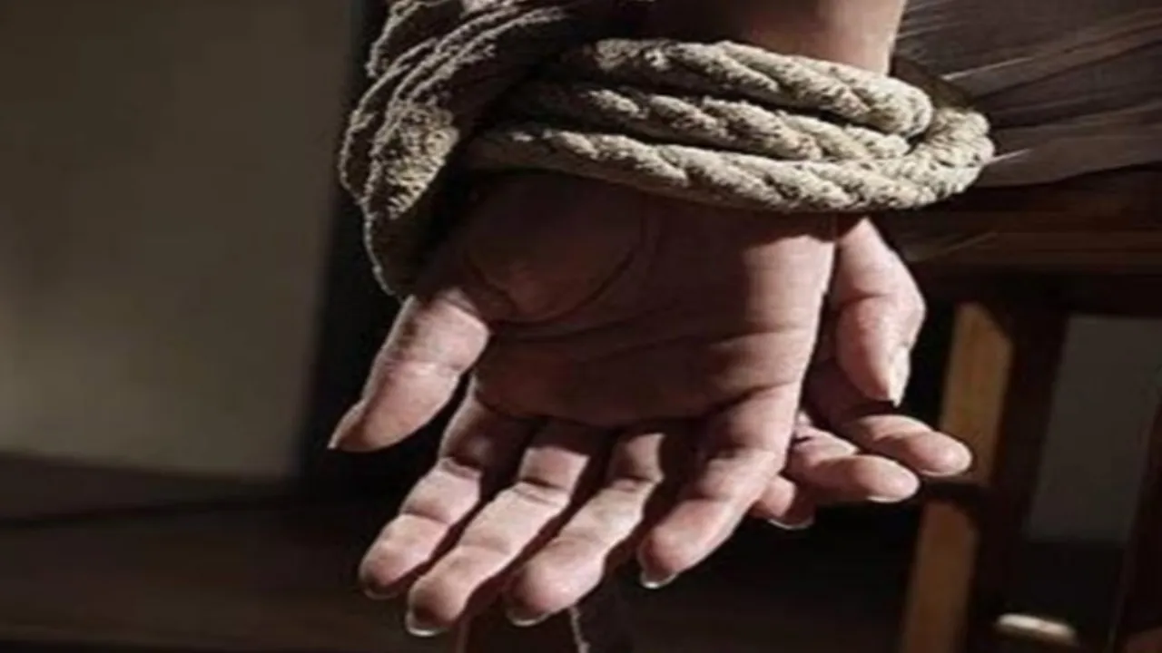 प्रयागराज: भूमि विवाद में युवक का अपहरण, दो सगे भाइयों पर लगा आरोप  