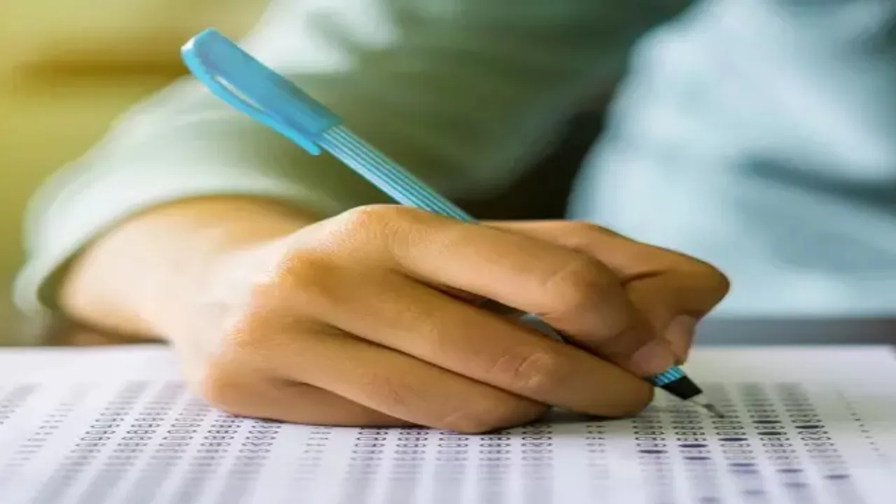 NEET exam: पांच केंद्रों पर नीट की परीक्षा कल, 2411 अभ्यर्थी होंगे शामिल