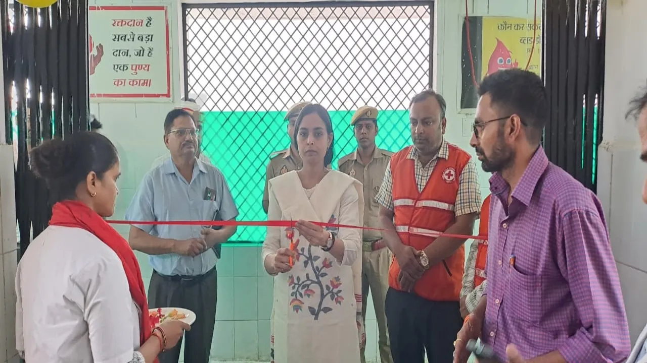 रेडक्रॉस दिवस पर श्रावस्ती में आपदा मित्रों ने किया रक्तदान, बनाया सबसे बड़े कैंप का रिकार्ड