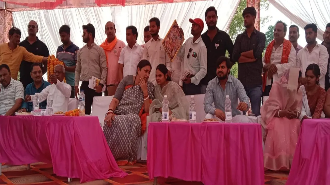 देश की गरीबी हटाने का दावा करने वाले 15 सालो में अमेठी की गरीबी क्यों नही हटा पाए :स्मृति ईरानी