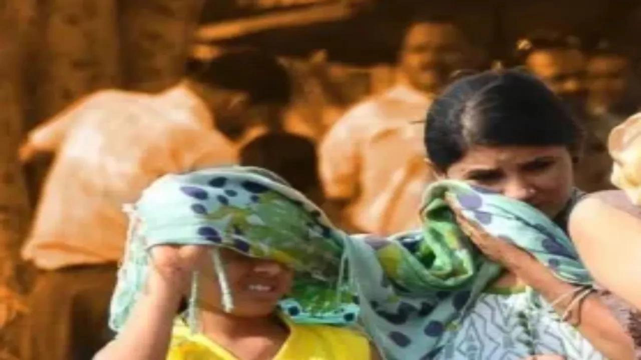 लखनऊ में सुबह से ही भीषण गर्मी शुरू, बिजली कटौती से हालात बदतर