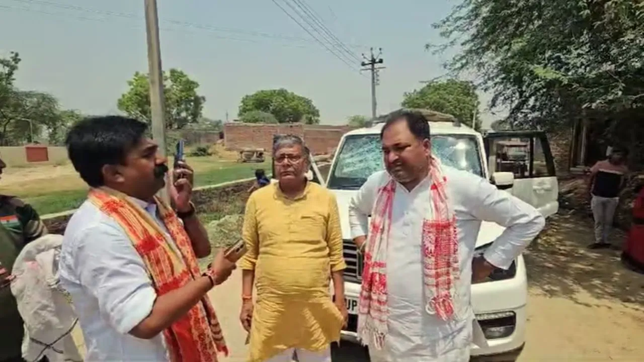 मैनपुरी में मतदान के बीच BJP नेता प्रेम सिंह की गाड़ी पर हमला, SP समर्थकों पर लगाया आरोप