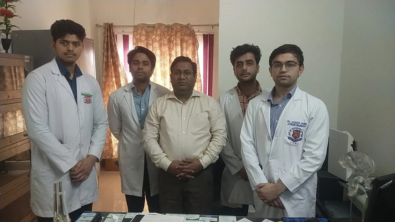 KGMU: जन्म से टेढ़े पैर को 42 साल की उम्र में कर दिया सीधा, 14 साल की उम्र से असहनीय दर्द से परेशान था मरीज