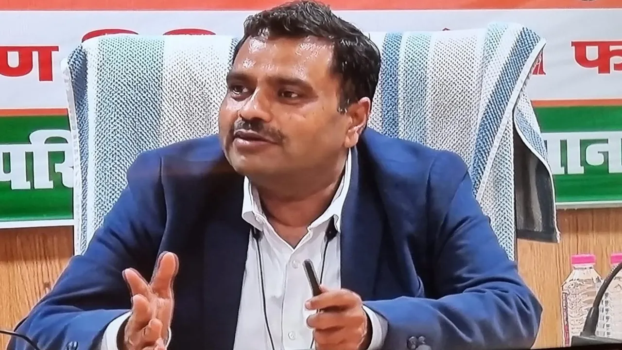 लखनऊ: 6 फार्मासिस्टों की अचानक हुई मौत से दहशत में लोग, प्रमुख सचिव से जांच कराने की उठी मांग