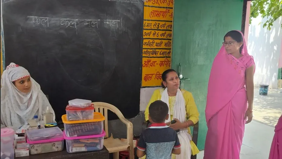 कासगंज: DPO ने आंगनबाड़ी केंद्रों का किया औचक निरीक्षण, पुष्टाहार वितरण में धांधली की जताई आशंका 