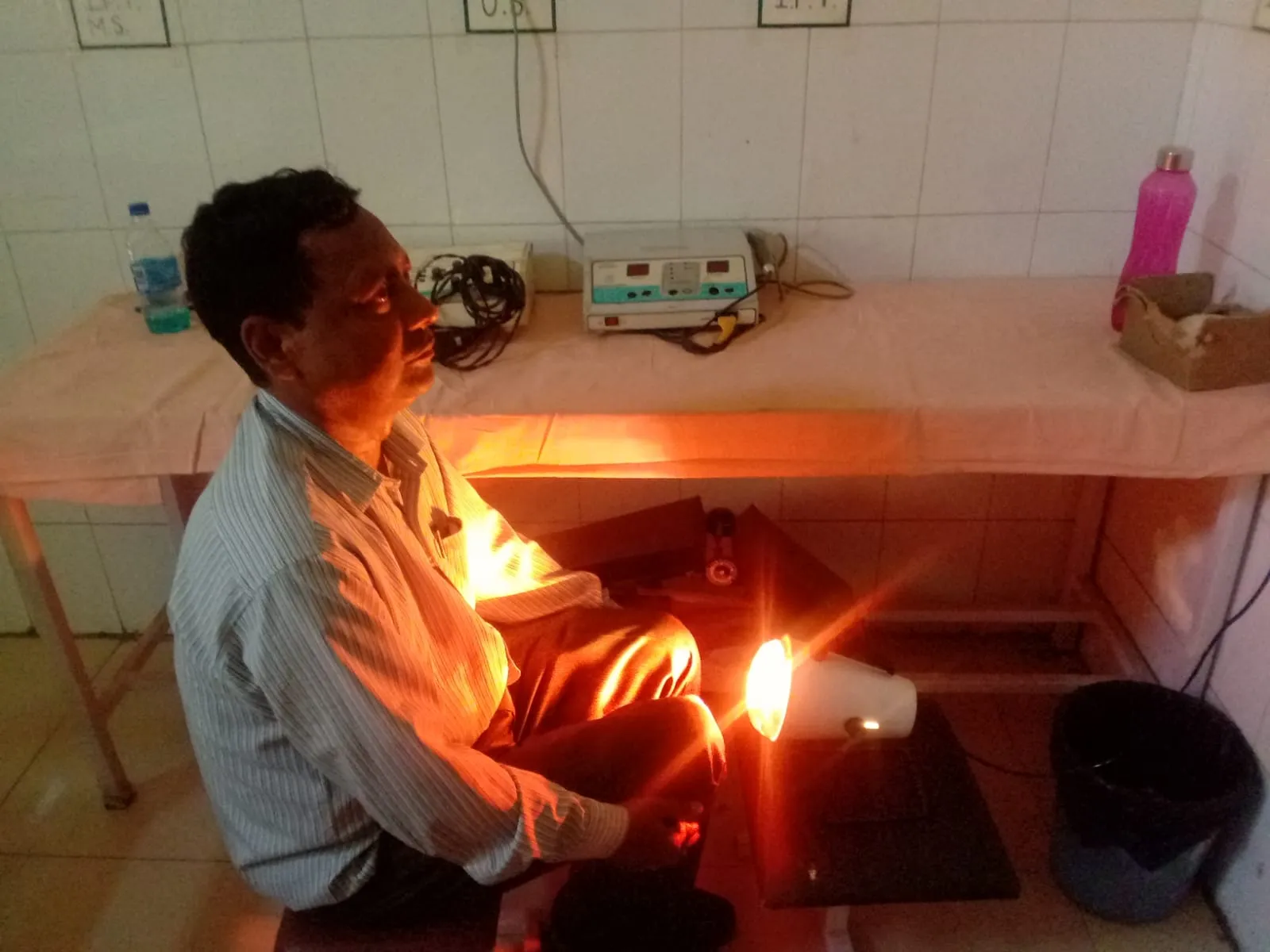 बदायूं: फिजियोथेरेपी कराने वालों की हर रोज बढ़ रही संख्या, मरीजों को मिल रहा सिकाई से लाभ