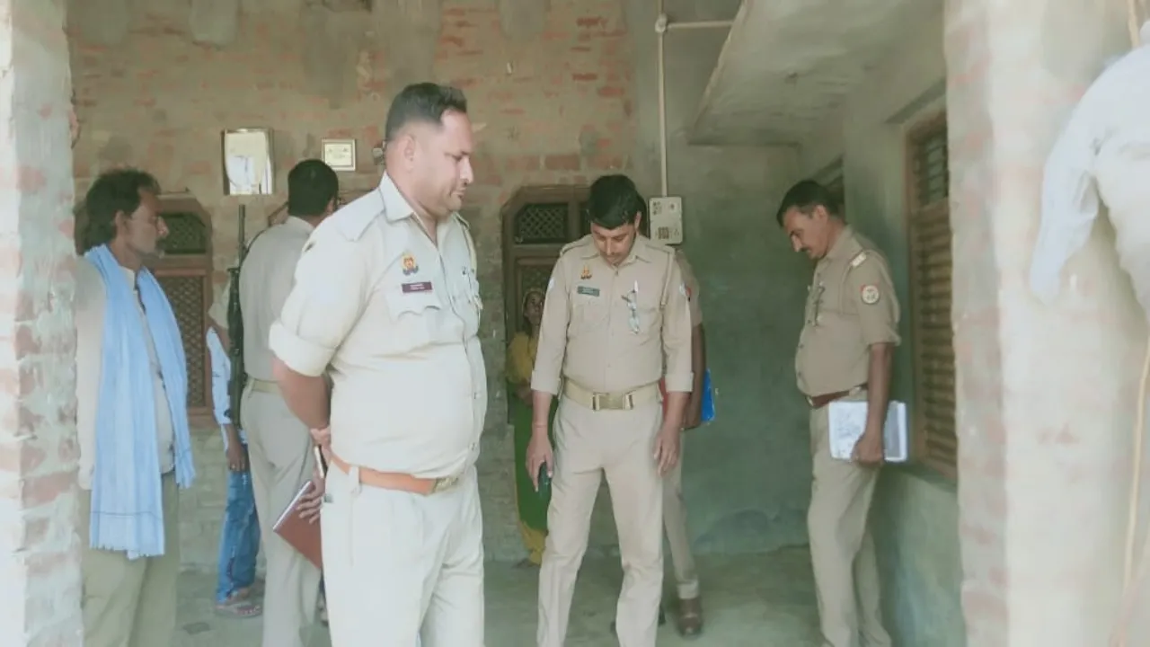 गोंडा: घर के बाहर सो रहे बुजुर्ग की रॉड मारकर हत्या, तीन आरोपियों पर एफआईआर दर्ज
