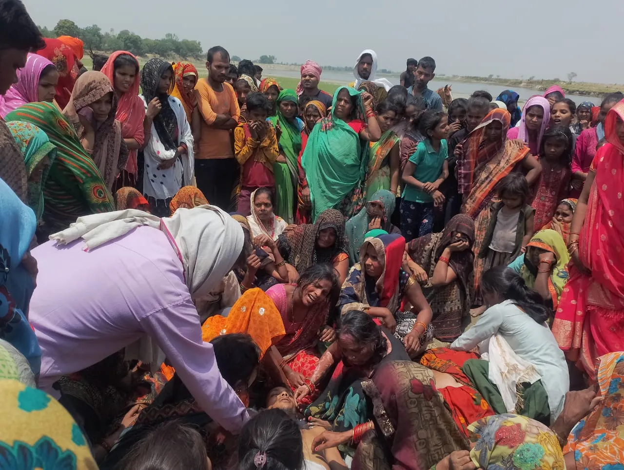 शाहजहांपुर: रामगंगा नहाने गए दुकानदार की डूबकर मौत, एक घंटे बाद मिला शव