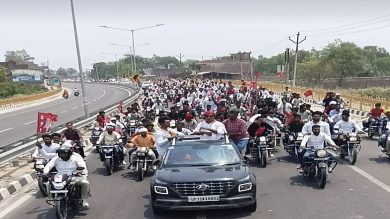 अयोध्या: भाकपा प्रत्याशी अरविंद सेन ने भी निकाला रोड शो 