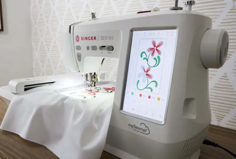 सिंगर ने पेश की टच वाली डिजिटल सिलाई मशीन, जानिए कीमत