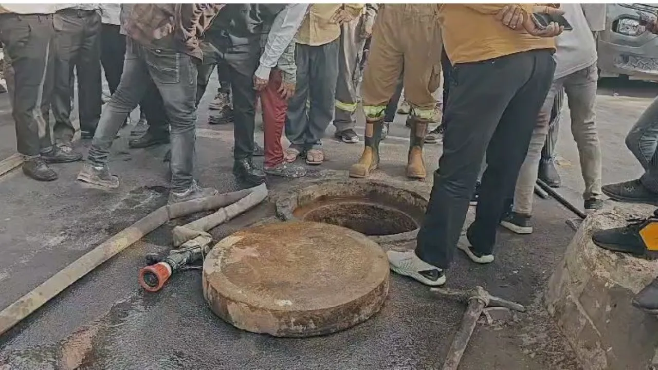 Video-श्रमिक दिवस के दिन लखनऊ में दो मजदूरों की मौत, सीवर की सफाई के दौरान घुटा दम 