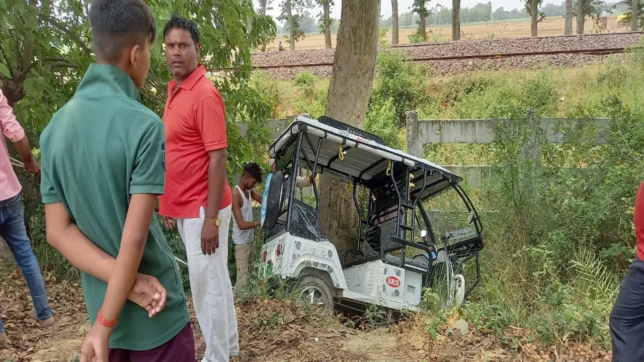 गोंडा: ई रिक्शा से टकराई बाइक, युवक की मौत, दूसरा घायल