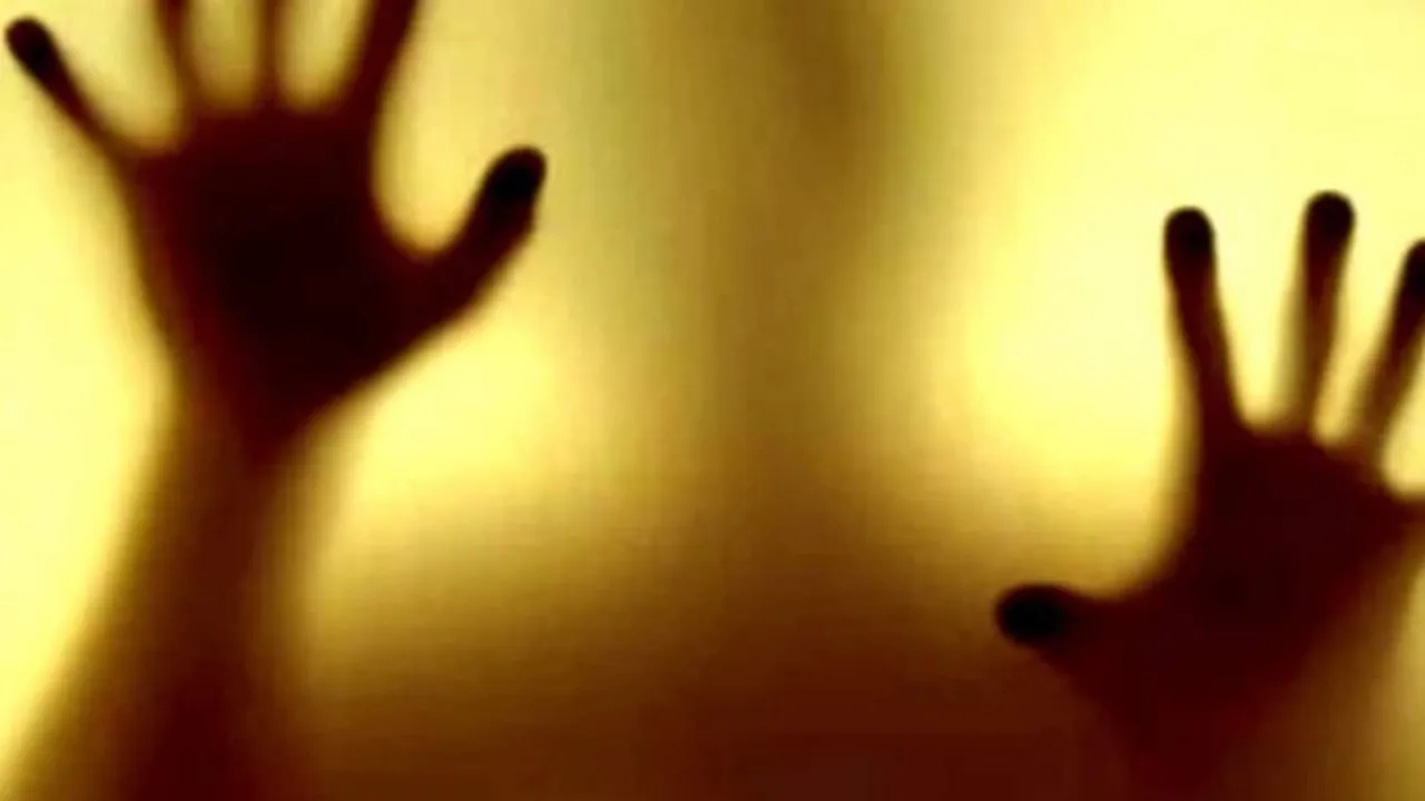 हरदोई: आम तोड़ने से किया मना तो युवक ने दांत से काटा प्राइवेट पार्ट, जानें फिर क्या हुआ...