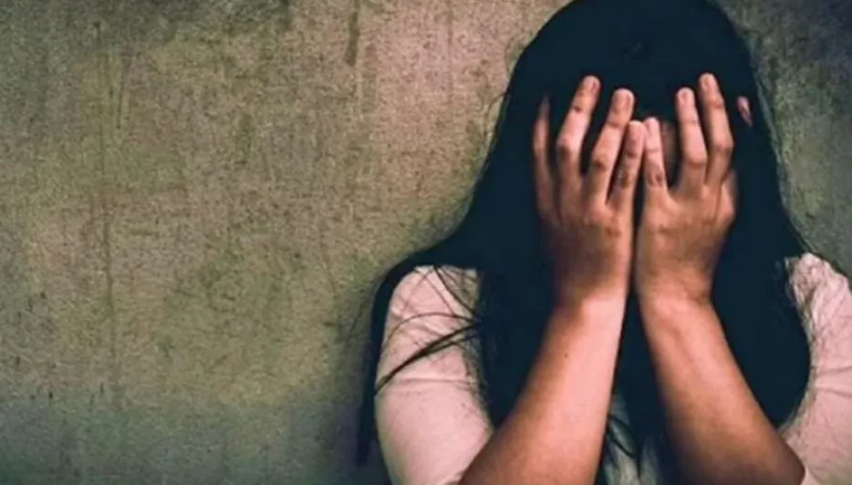 बरेली: पति शराब पीकर बनाता है अप्राकृतिक संबंध...जेठों से भी कराया गैंगरेप, विरोध करने पर पत्नी को सिगरेट से दागा