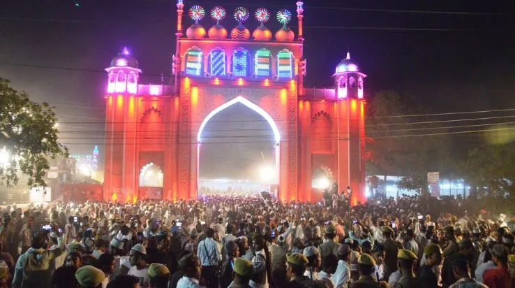 बरेली: सौदागरान से मथुरापुर तक दिखा ताजुश्शरिया के दीवानों का सैलाब