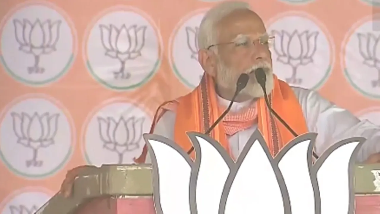  UP में अब जनता नहीं, माफिया डरते हैं, भदोही में बोले पीएम मोदी- जब से योगी जी आए हैं, पूरा माहौल बदल गया  