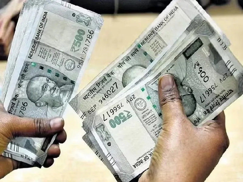 मुरादाबाद : तुम्हारे पिता के दोस्त हैं...बच्चे से जबरन मंगवाई कोल्ड ड्रिंक, लॉकर तोड़कर 70 हजार रुपये लूटे...अब चोरी में दर्ज हुआ मुकदमा