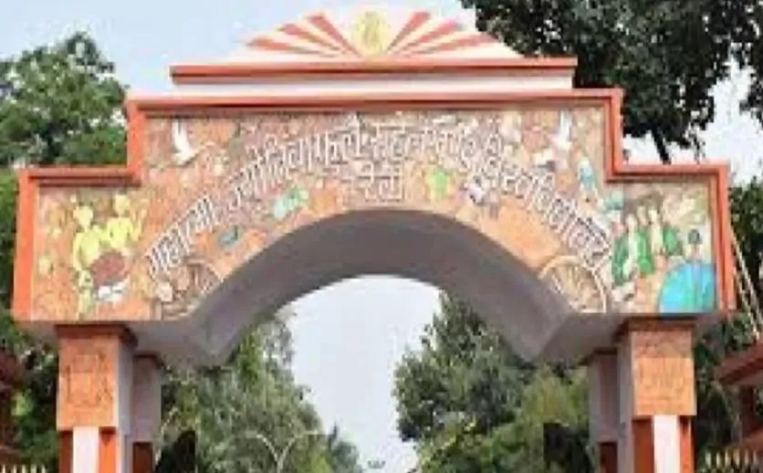 बरेली: विरोध के बाद विश्वविद्यालय ने बदले प्रयोगात्मक परीक्षा केंद्र 