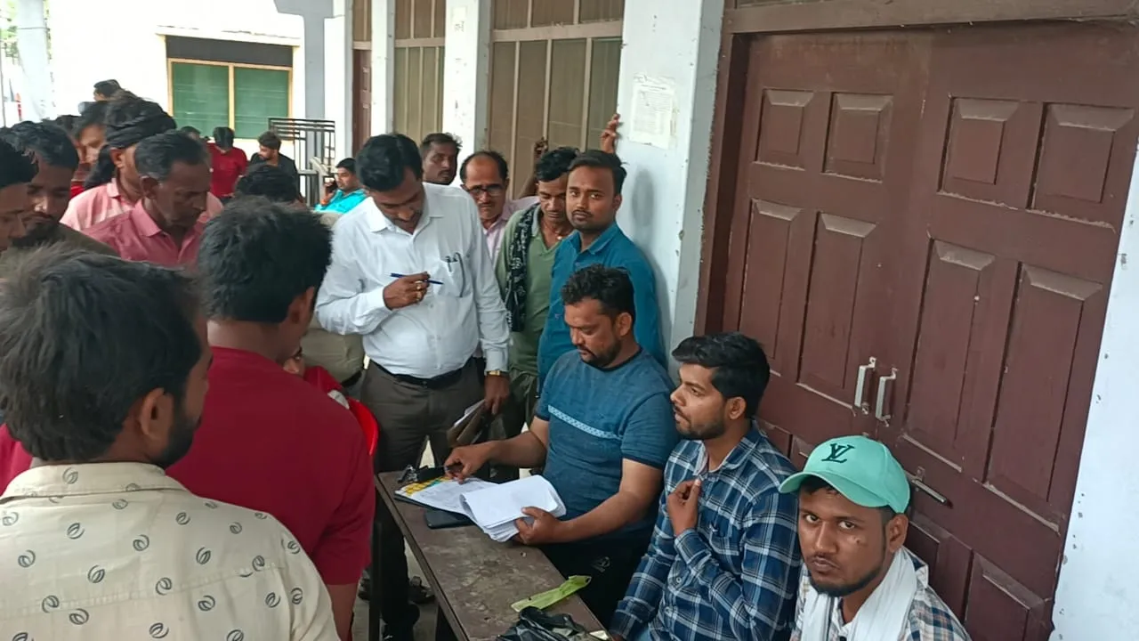 बहराइच: इस बार ट्रक से नहीं जाएंगी महिला मतदान अधिकारी, मिलेगी ये सुविधा  