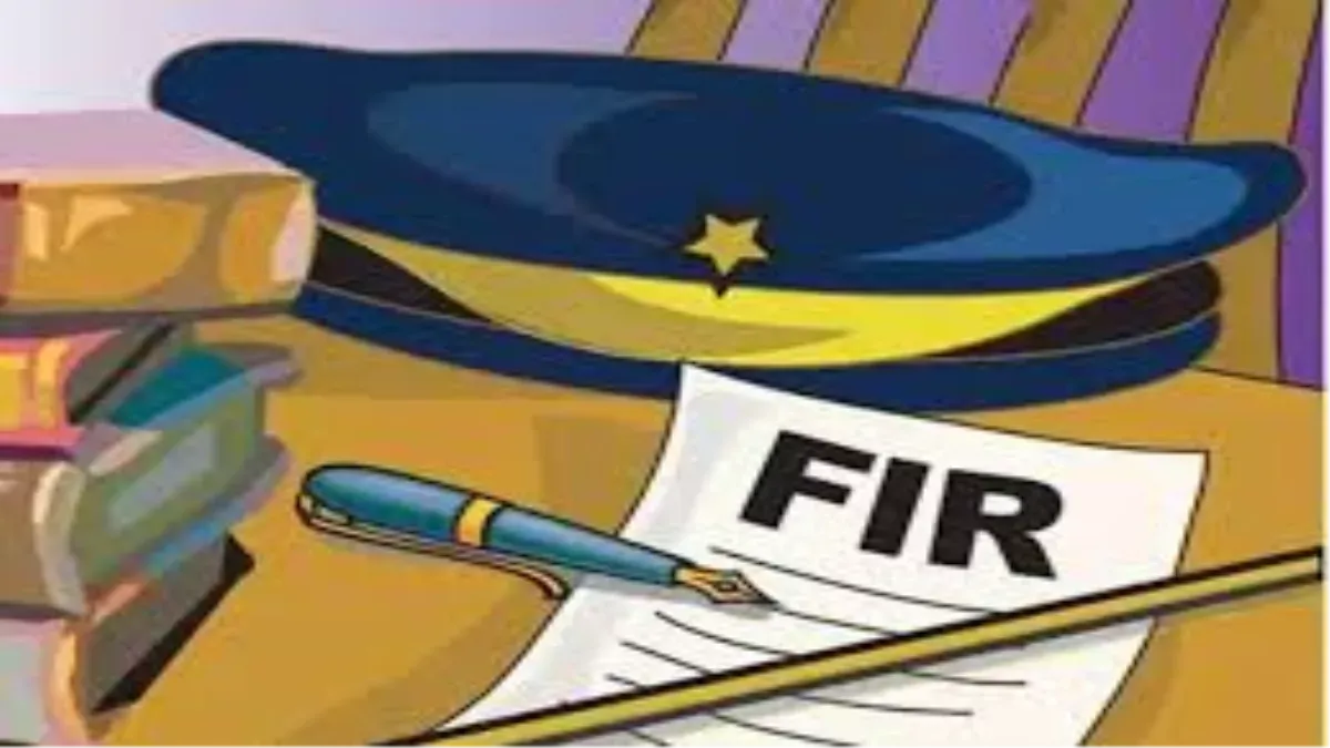 पीलीभीत: फर्जी पते पर बनवाया शस्त्र लाइसेंस, सपा नेता के खिलाफ दरोगा ने दर्ज कराई FIR...जांच में जुटी पुलिस 