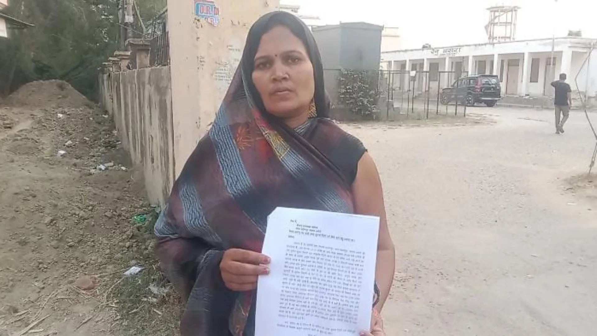 अमेठी: भाजपा महिला मोर्चा मंडल अध्यक्ष की तहरीर पर संग्रामपुर पुलिस नही दर्ज कर रही FIR