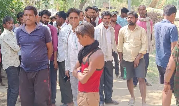 लखीमपुर खीरी: विवाहिता की संदिग्ध हालत में मौत, बरामदे में मिला शव...रिपोर्ट दर्ज 