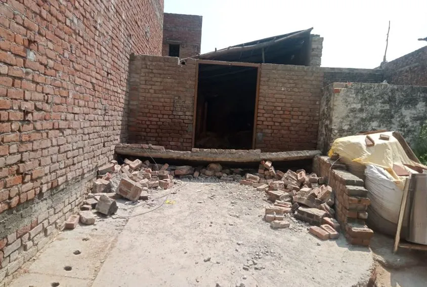 बरेली: आंधी-पानी से मकान का छज्जा गिरने से महिला की मौत, चार अन्य लोग घायल