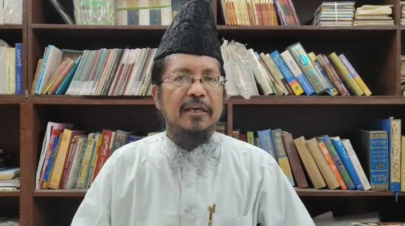 बरेली: पाकिस्तानी पूर्व मंत्री फवाद चौधरी को मौलाना शहाबुद्दीन का करारा जवाब, कही ये बड़ी बात