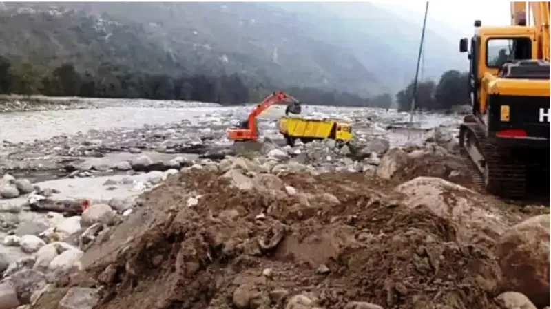 हल्द्वानी: गौला से निकल रही मिट्टी, न दी जाए घनमीटर बढ़ाने की अनुमति