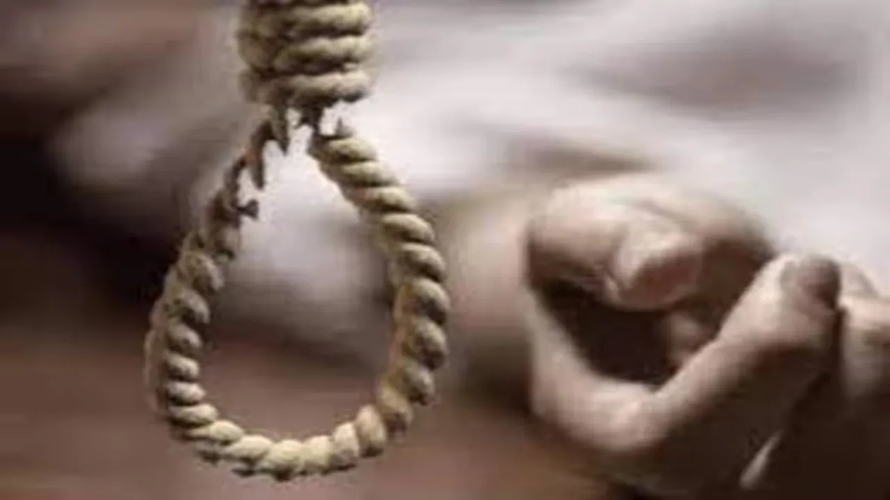 नोएडा: पुलिस हिरासत में युवक ने फंदा लगाकर दी जान, परिजनों में आक्रोश 
