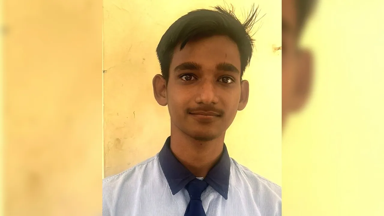 Farrukhabad: ICSE बोर्ड परीक्षा में कायमगंज के चक्रेश कुमार बने जिला टॉपर; मेधावी ने प्राप्त किये इतने फीसदी अंक...