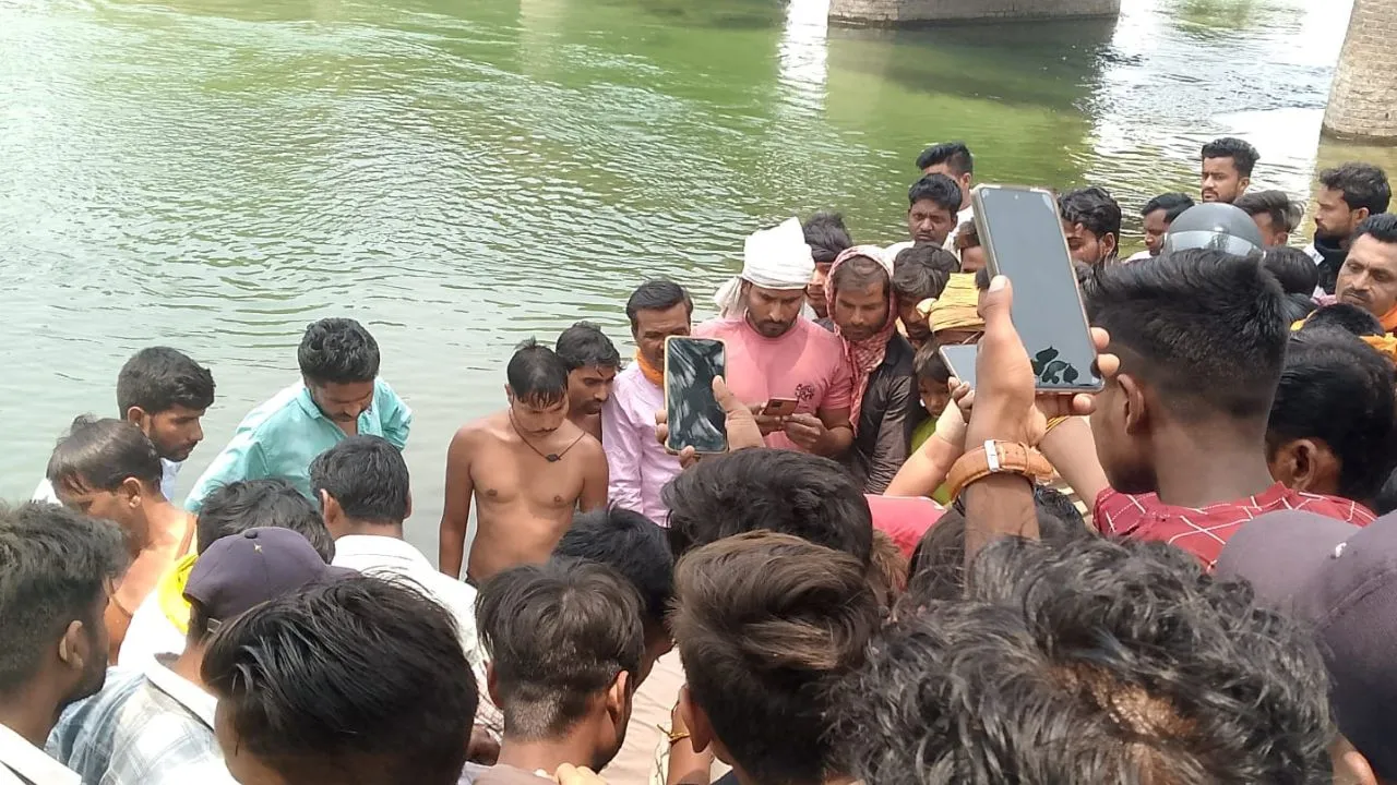पीलीभीत: नहर में डूबकर दिल्ली के युवक की मौत, मदद के लिए मछुआरों ने मांगे पैसे...मचा हड़कंप