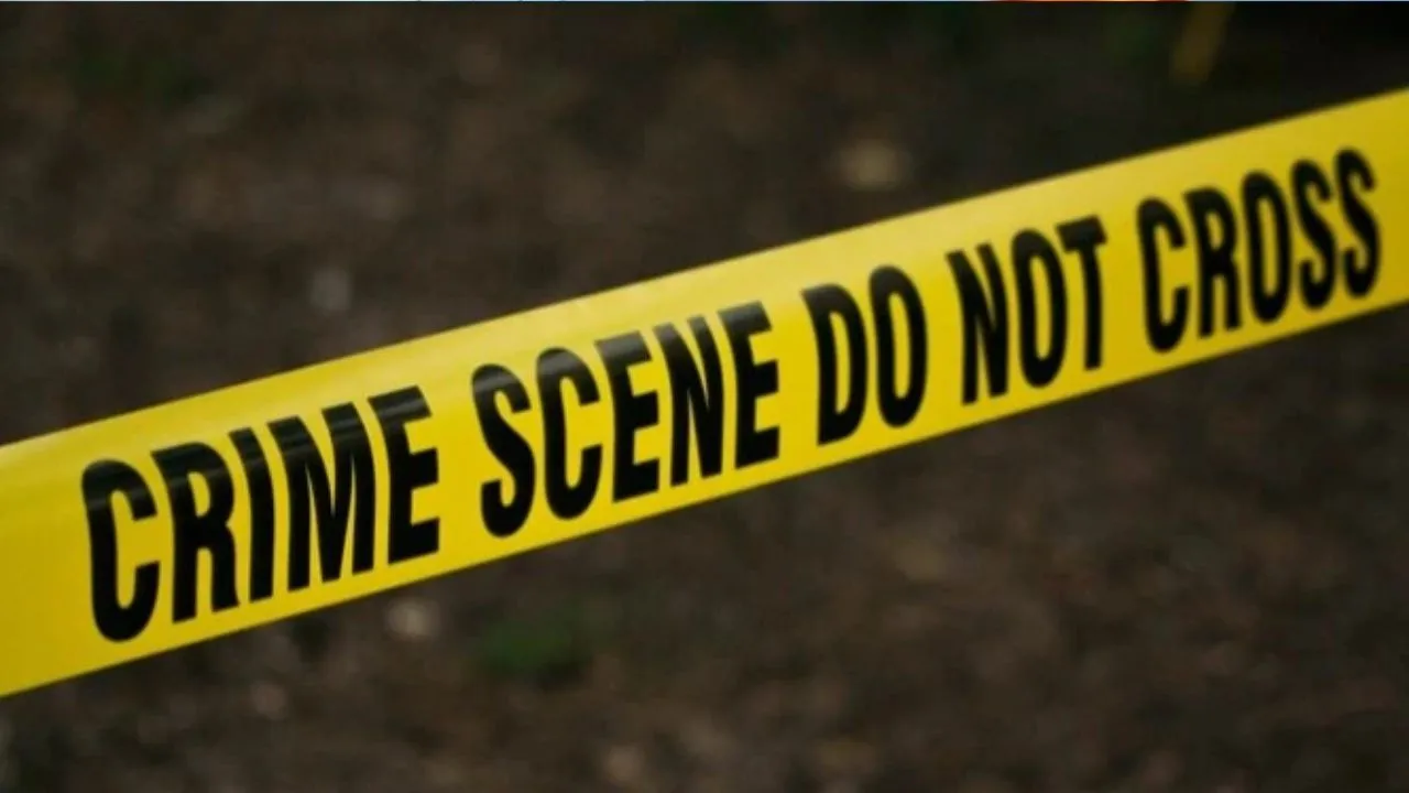 Agra News: आगरा में प्रॉपर्टी डीलर की चाकू मार कर हत्या, दो पक्ष में तनाव पर दौड़े अधिकारी