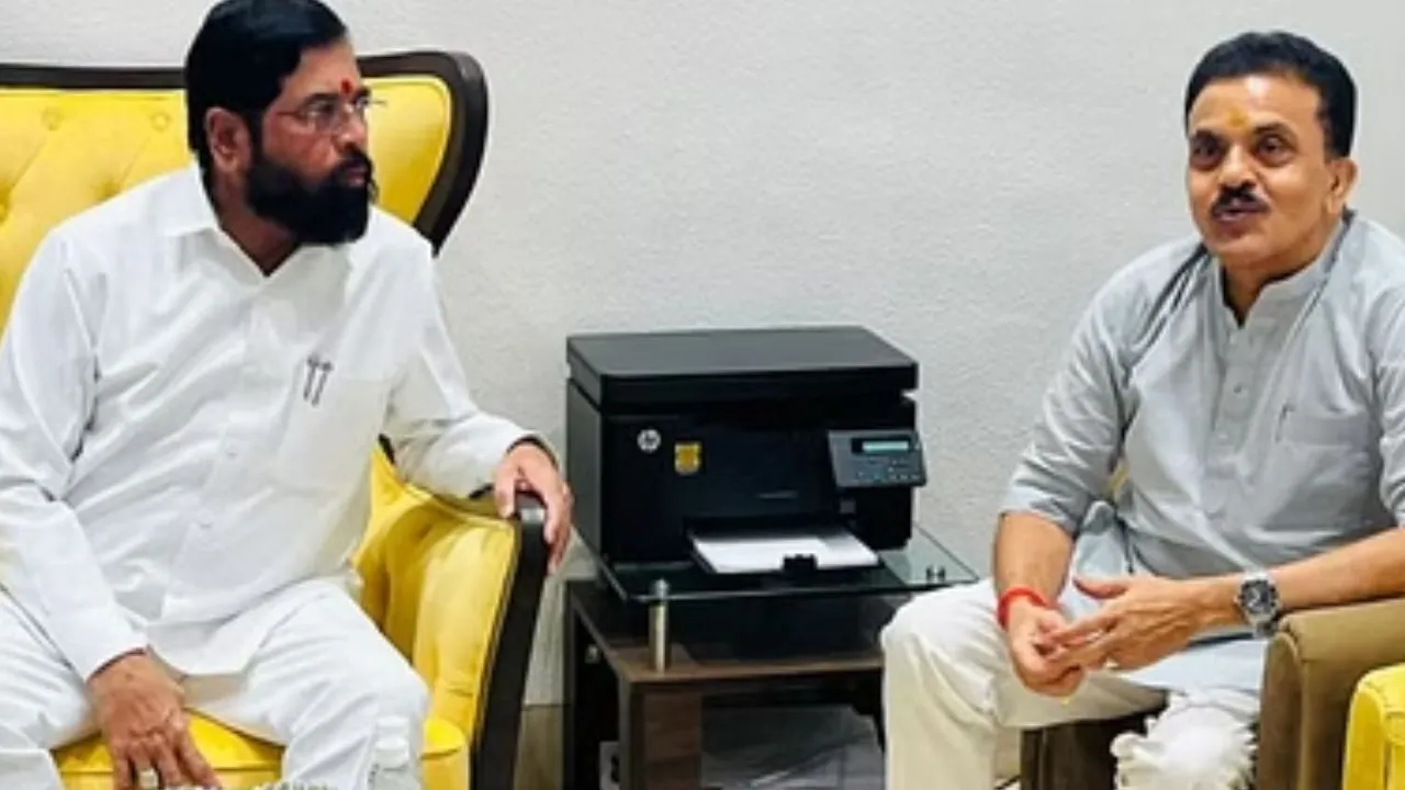 शिवसेना में शामिल हुए संजय निरुपम, कुछ दिनों पहले ही कांग्रेस से हुए थे निष्कासित